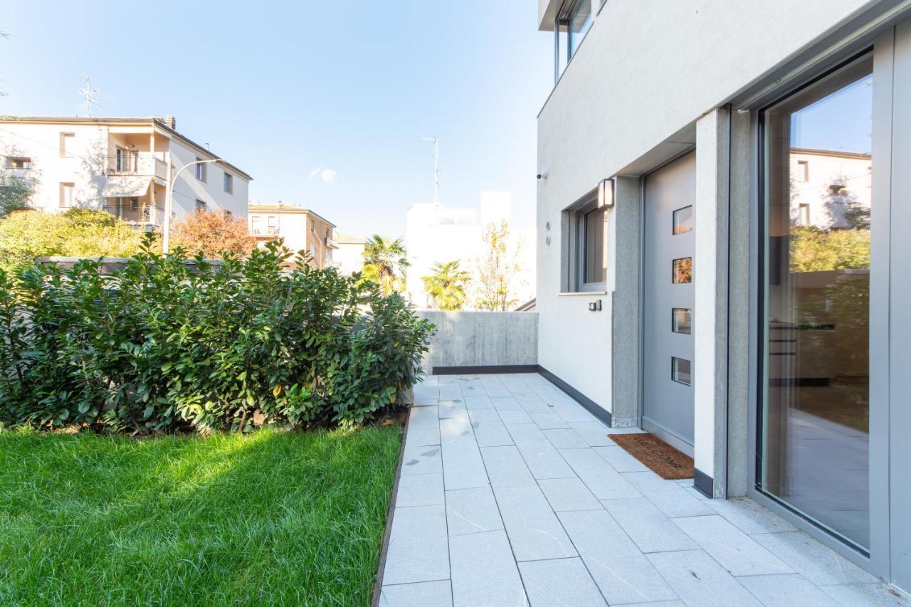 Housmart Toscana 53 White Bolonha Exterior foto
